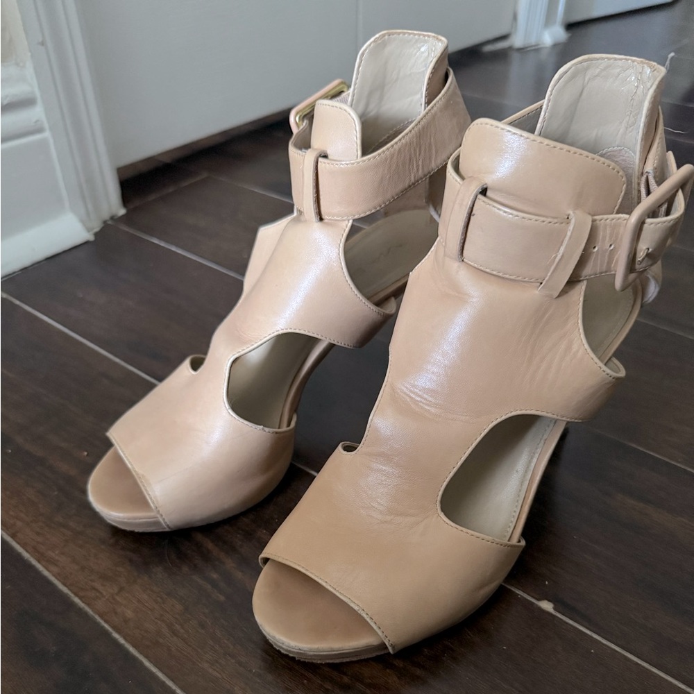 Via Spiga Stiletto Camel Color Leather Heels Sandals  size 37.5 / 7